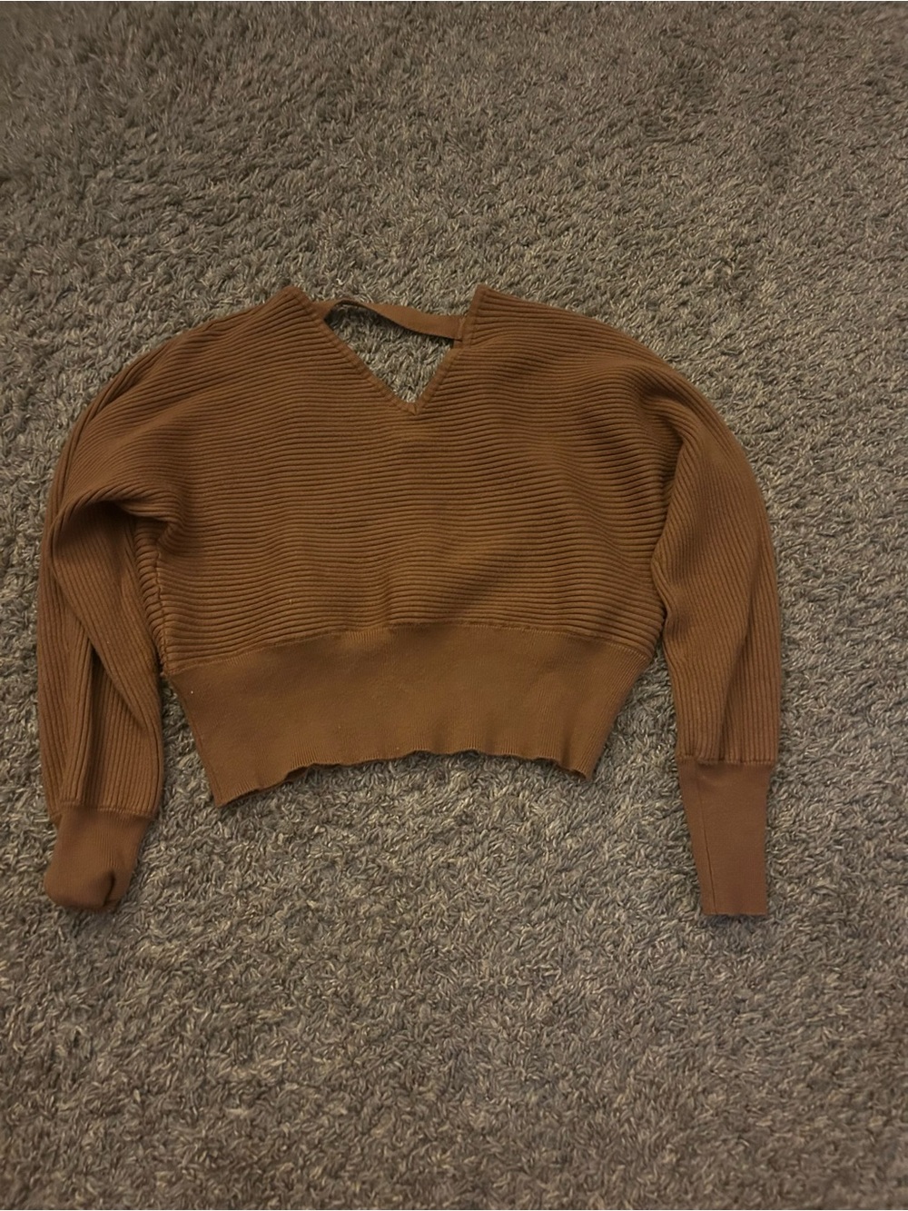 Pink Rose Ribbed V-Neck Cropped Sweater - Brown